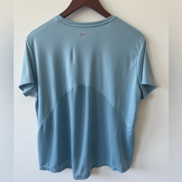 Nike Dry Fit Blue Shirt Size Xl - Picture 2 of 2